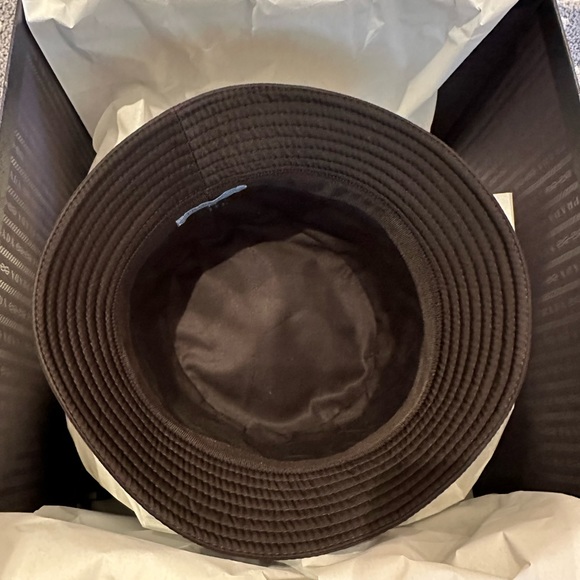 Prada Black Logo Nylon Bucket Hat in XS - Picture 14 of 14